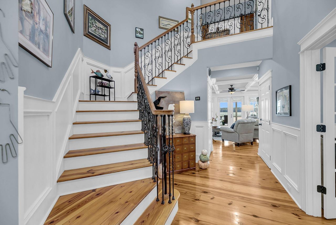 1811 Teal Road Photo 12