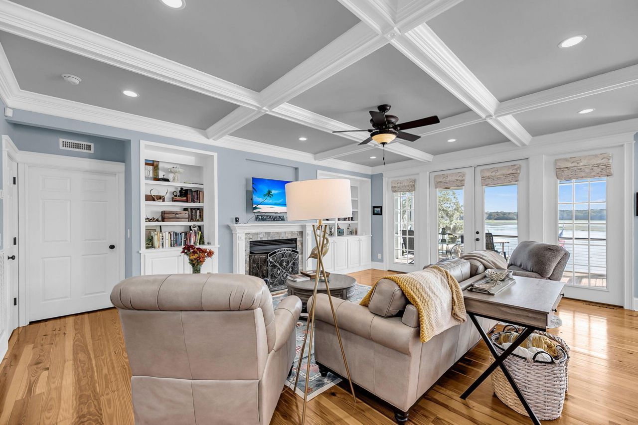 1811 Teal Road Photo 17