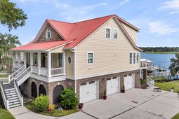 1811 Teal Road photo 4