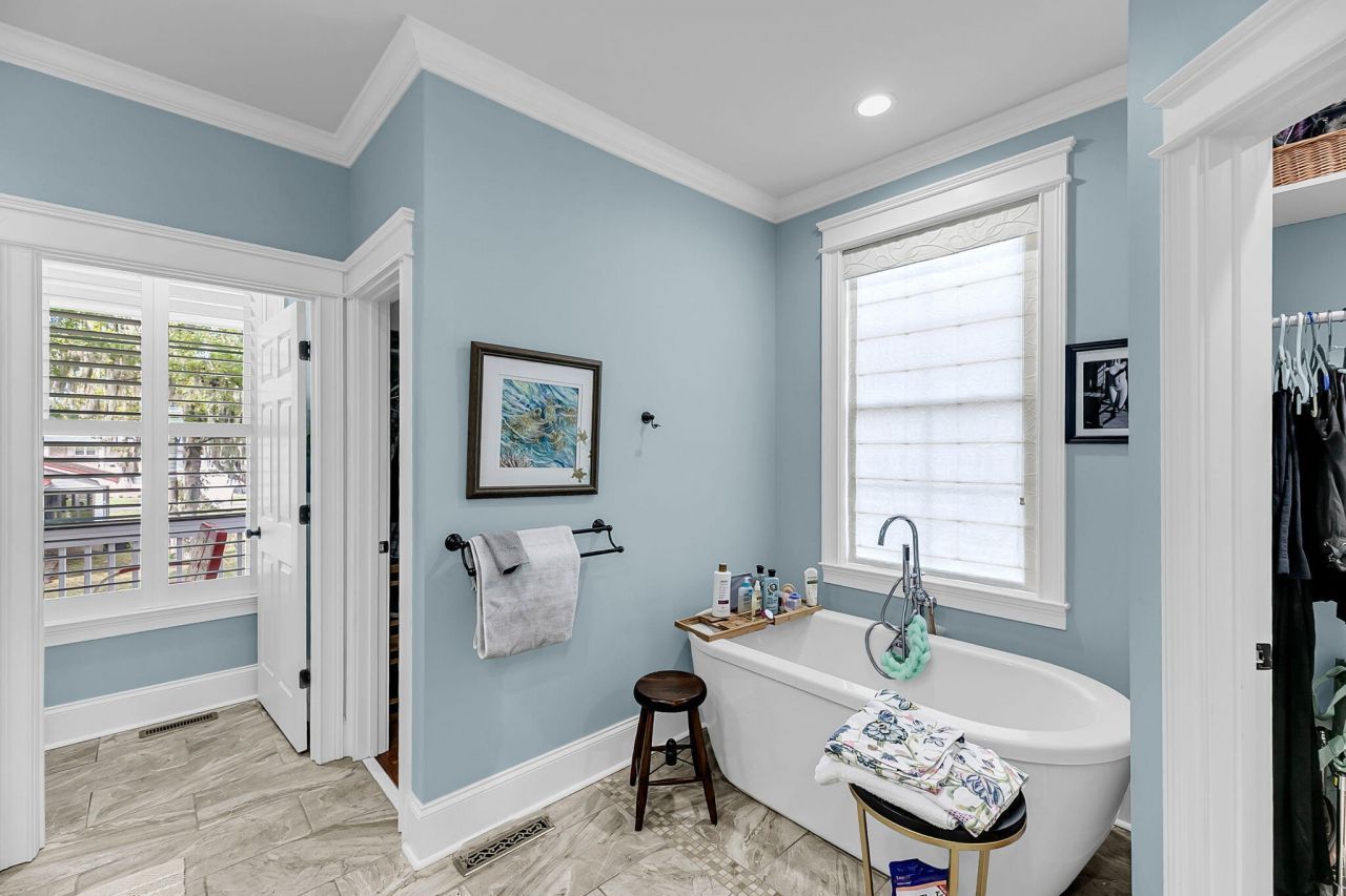 1811 Teal Road Photo 35