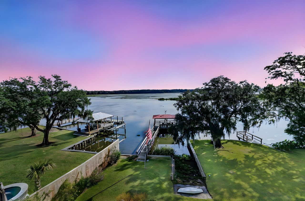 1811 Teal Road Photo 51