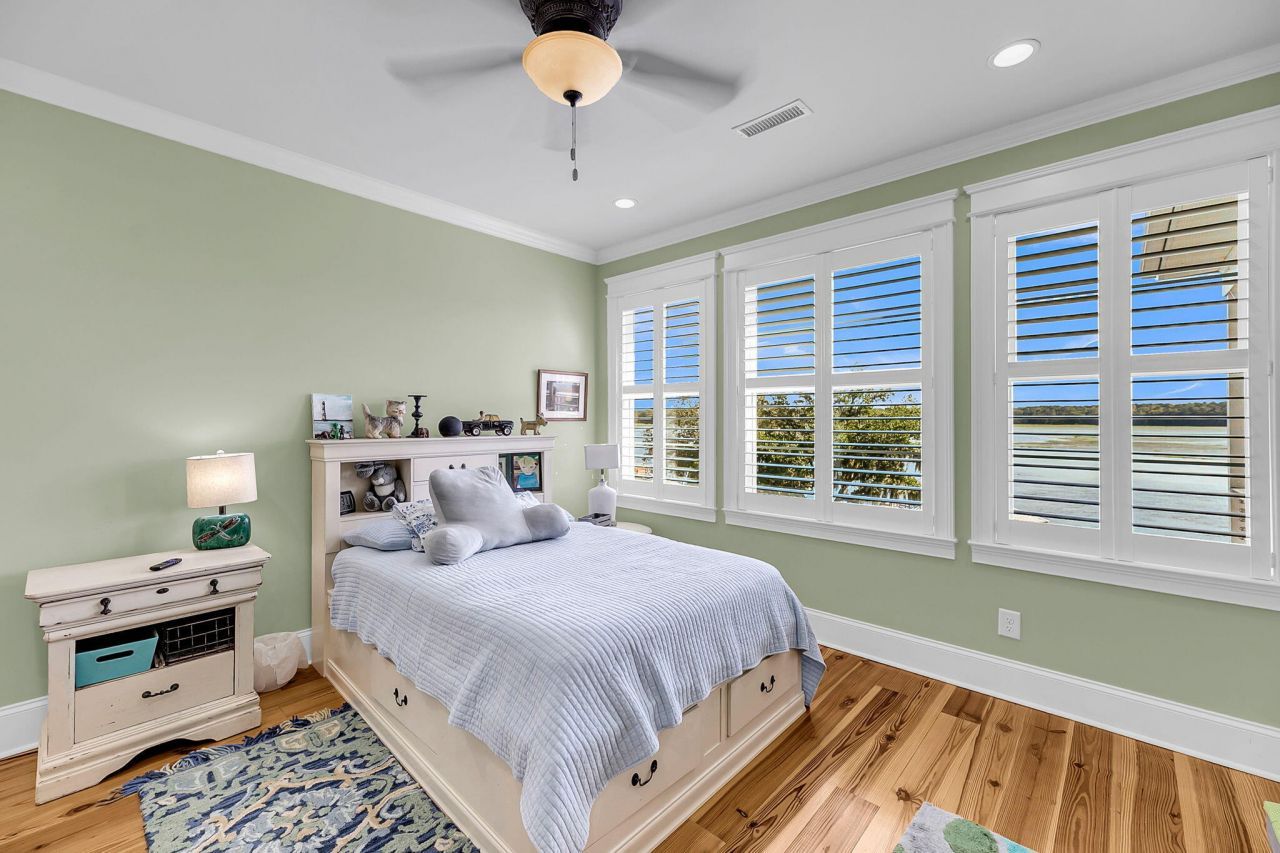 1811 Teal Road Photo 52