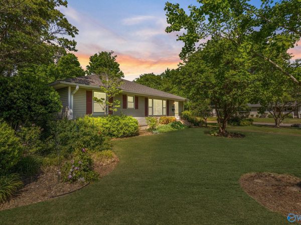 1721 Sandlin Avenue SE, Huntsville, AL 35801
