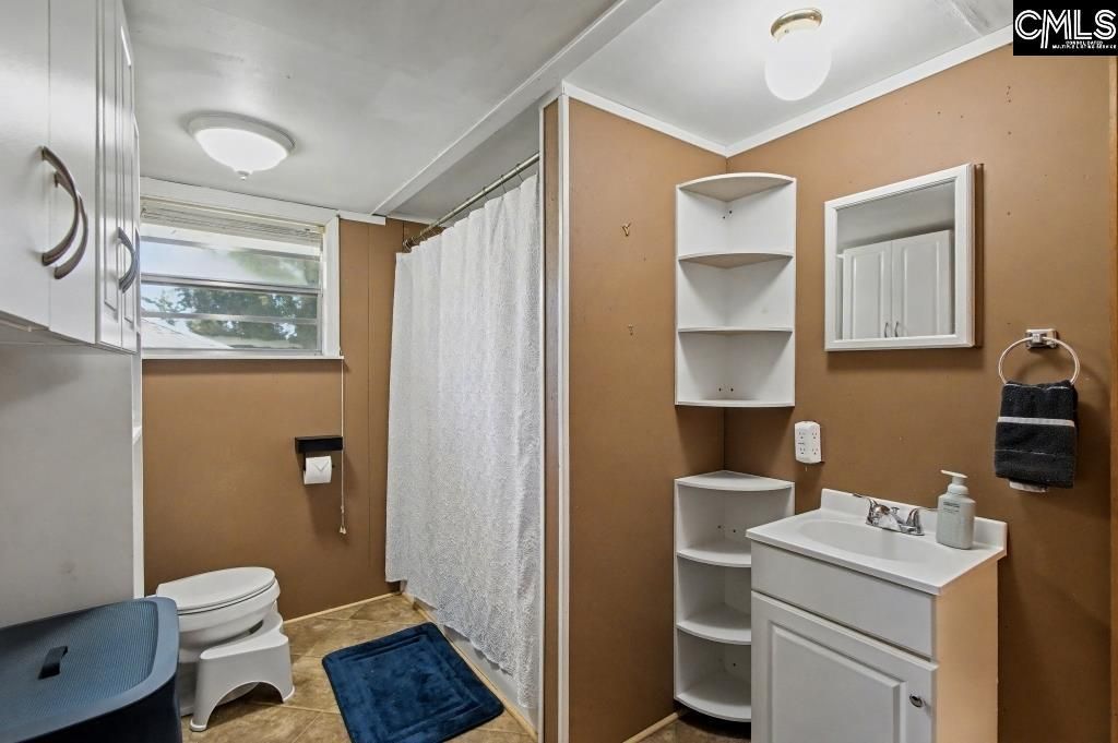 1091 Lake Drive Photo 13