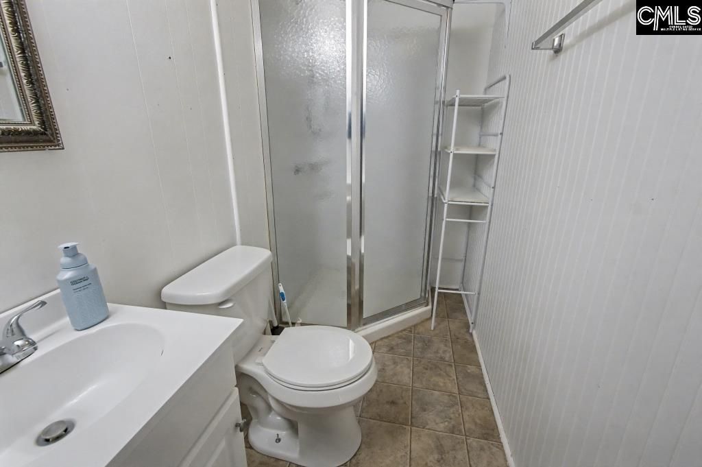 1091 Lake Drive Photo 16