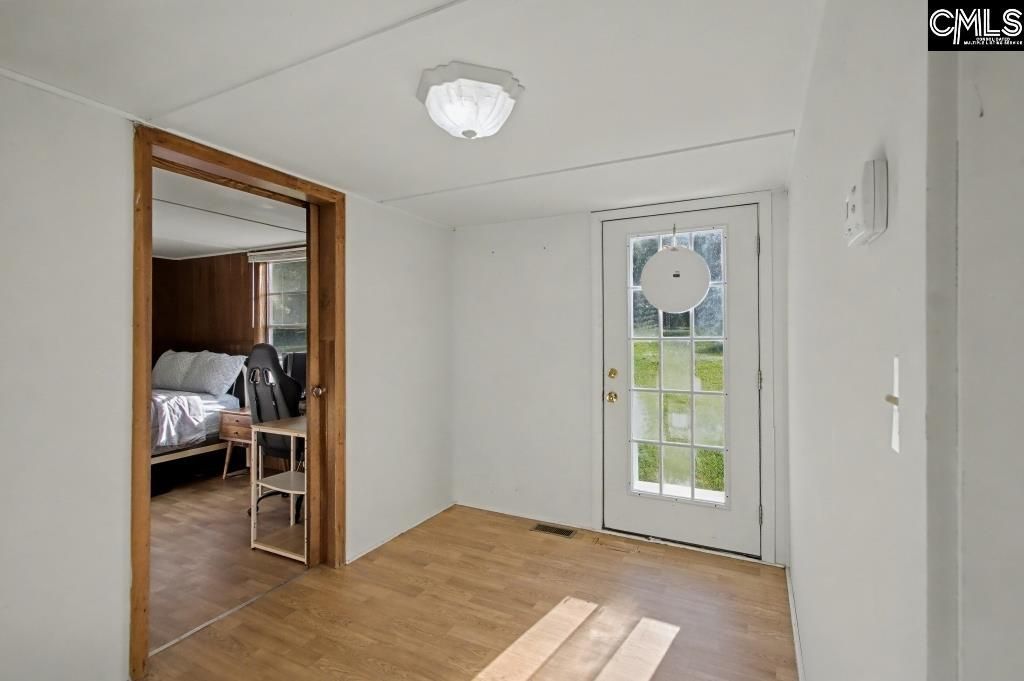 1091 Lake Drive Photo 17