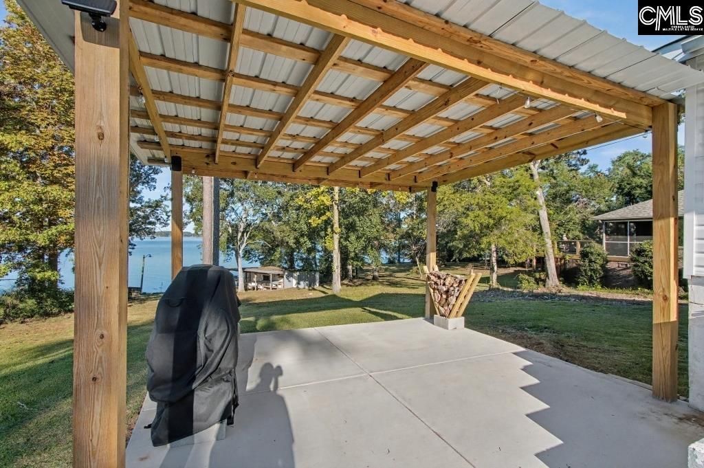 1091 Lake Drive Photo 19