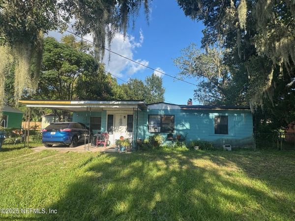 8941 JEFFERSON Avenue, Jacksonville, FL 32208