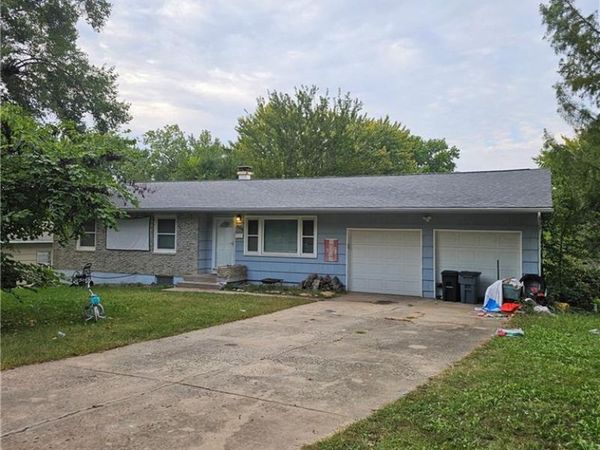 8816 E 84th Street, Raytown, MO 64138