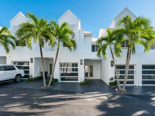 2115 S Ocean Boulevard, Unit 2, Delray Beach, FL 33483