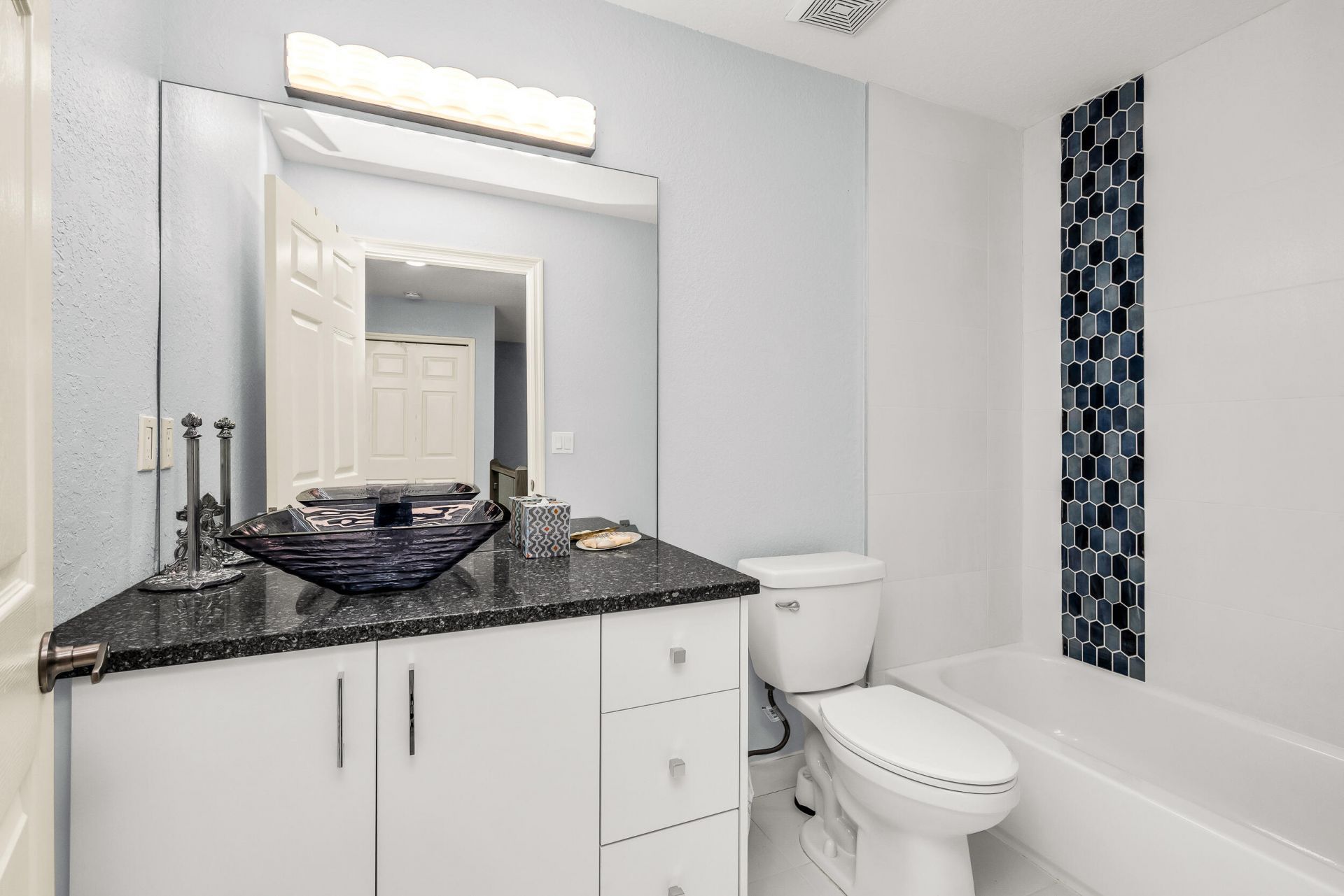 2115 S Ocean Boulevard, Unit 2, Delray Beach, FL 33483 Photo