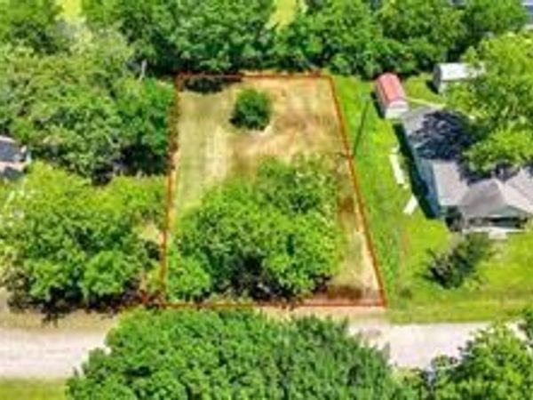 107 S Sinclair Avenue, Kerens, TX 75144