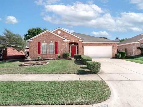 1016 Bonanza Drive, Arlington, TX 76001
