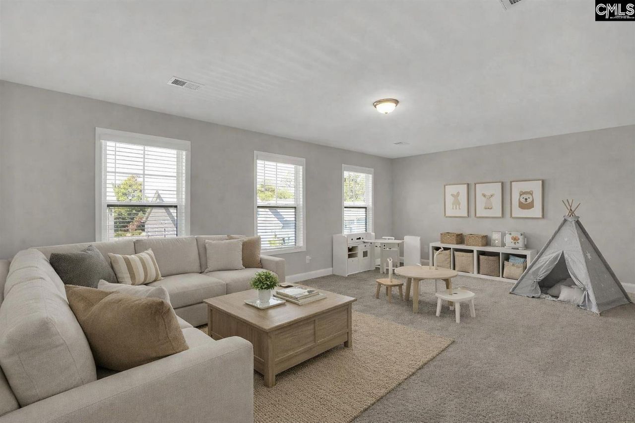 533 Mitscher Way Photo 20