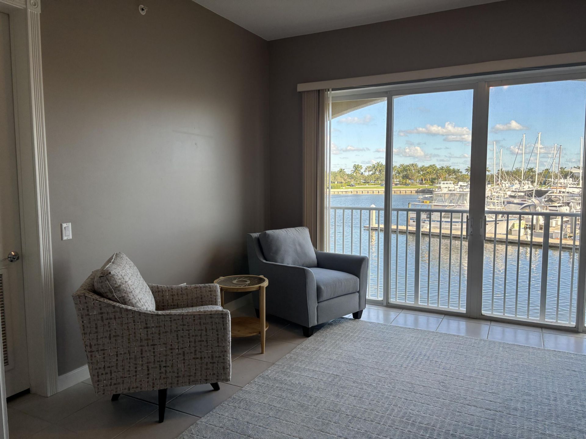 14 Harbour Isle Drive W, Unit 202, Fort Pierce, FL 34949 Photo