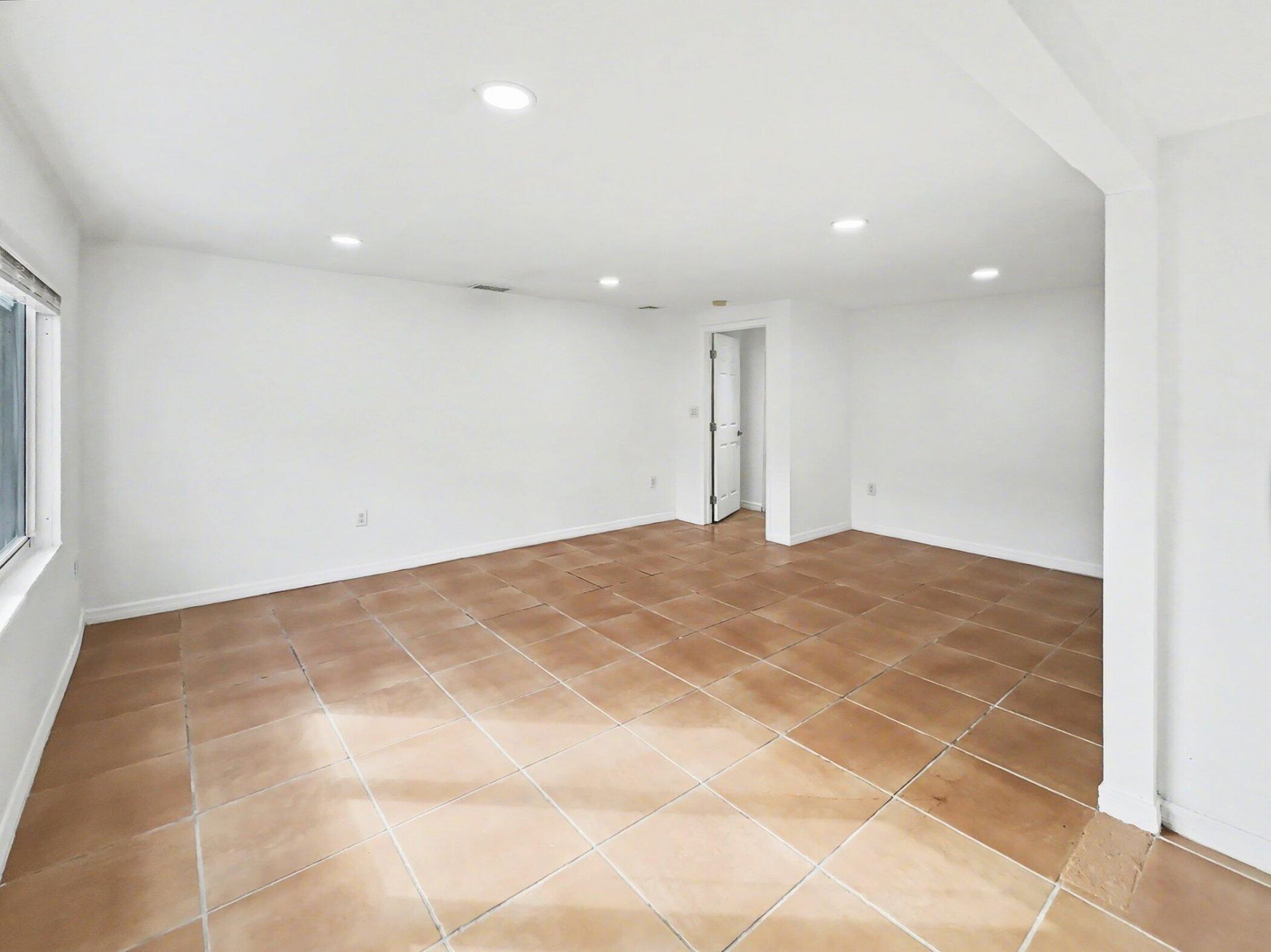 5181 NW 4th Terrace, Miami, FL 33126 Photo
