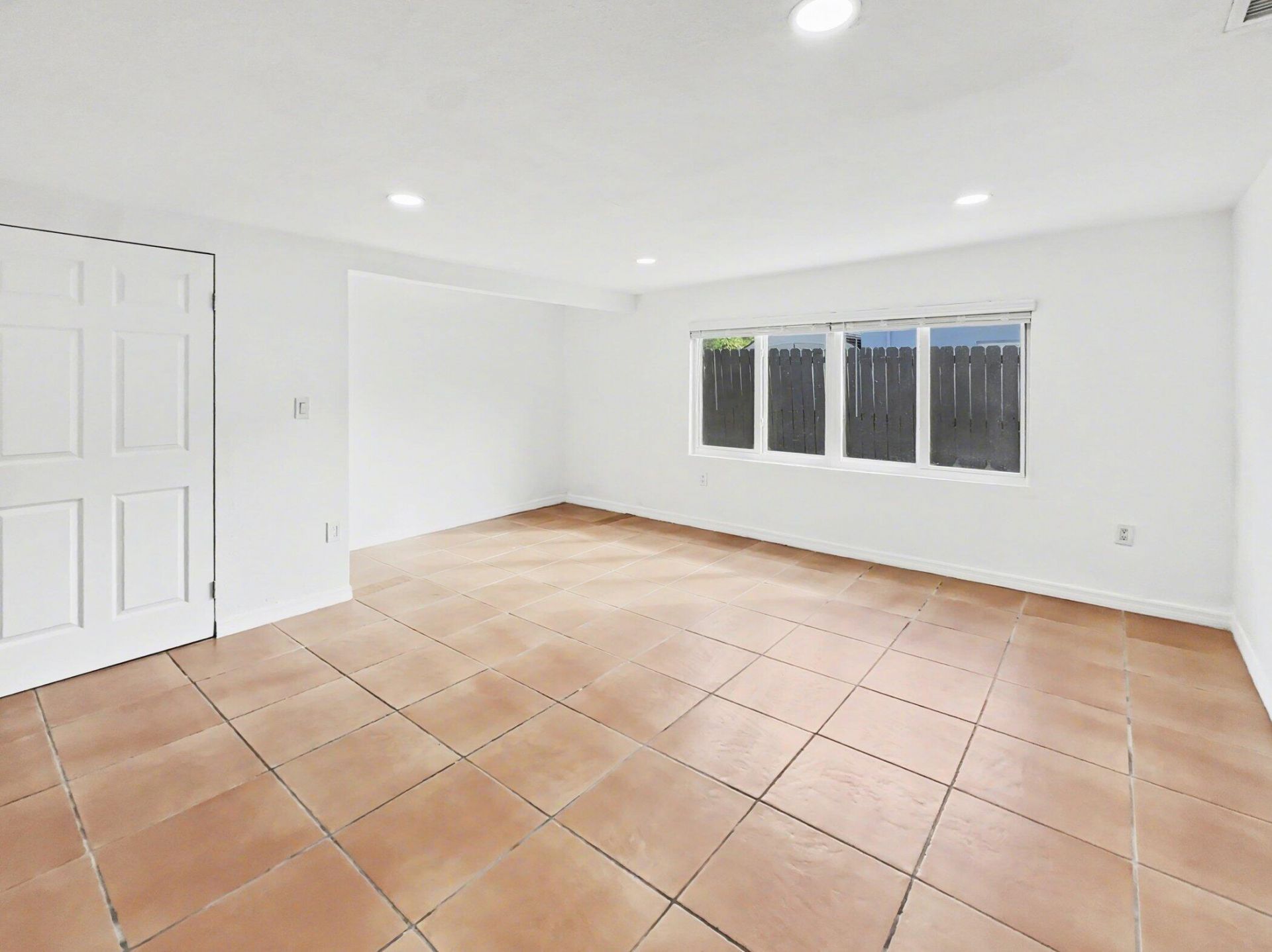 5181 NW 4th Terrace, Miami, FL 33126 Photo