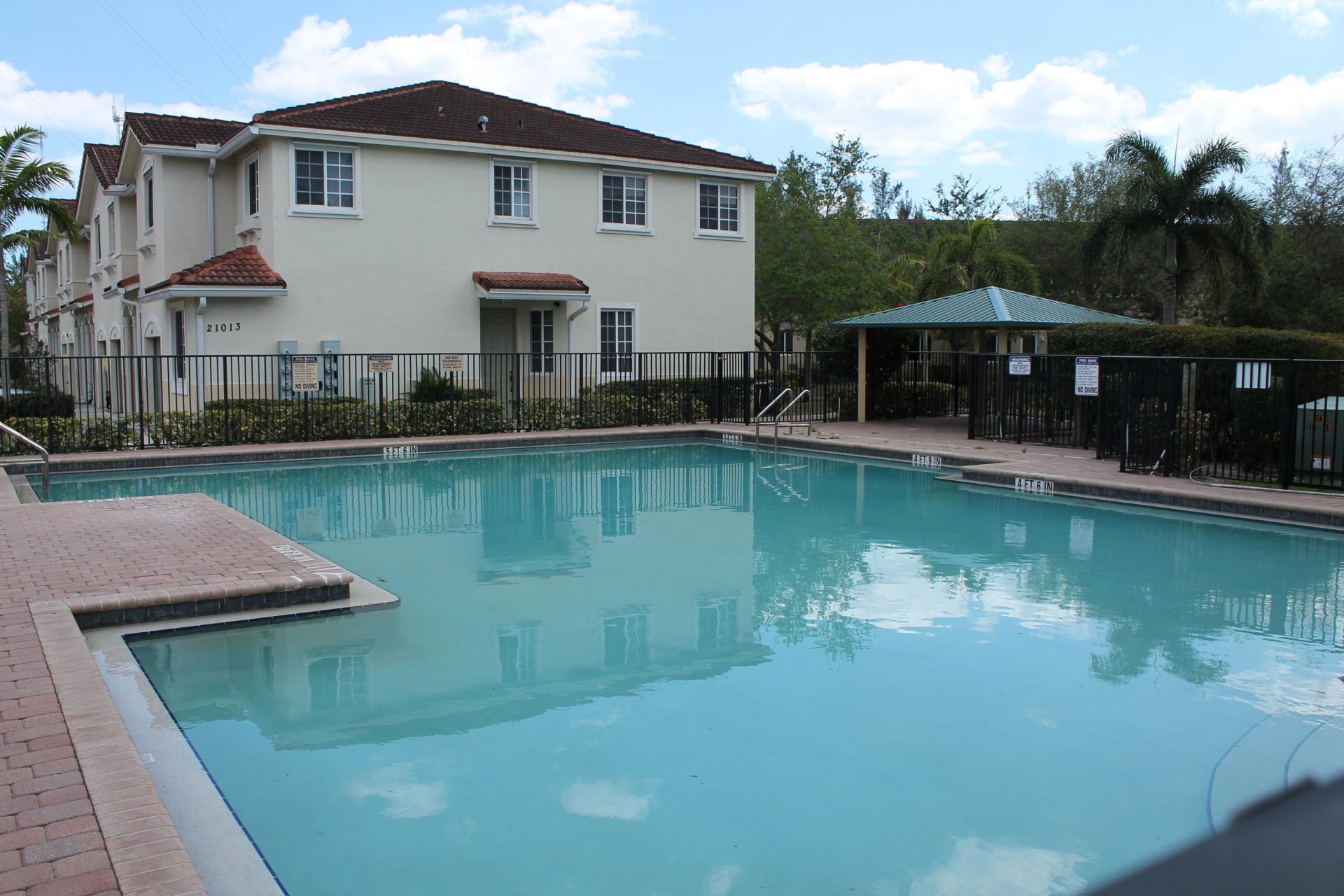 21211 NW 14th Place, Unit 3-27, Miami Gardens, FL 33169 Photo