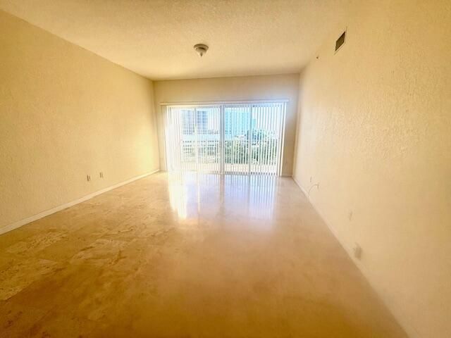 1650 Presidential Way, Unit 506, West Palm Beach, FL 33401 Photo