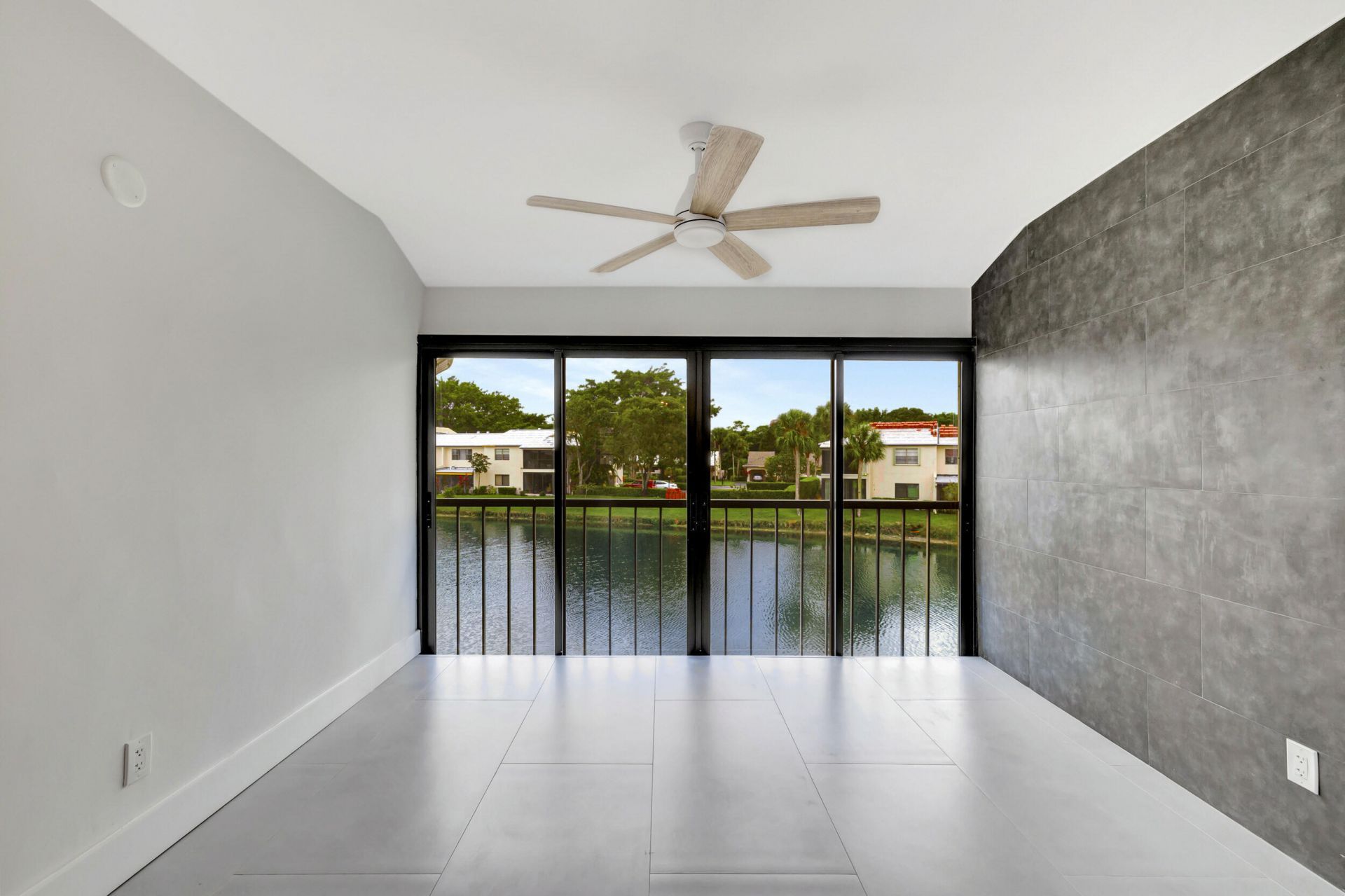 7898 Eastlake Drive, Unit 7d, Boca Raton, FL 33433 Photo