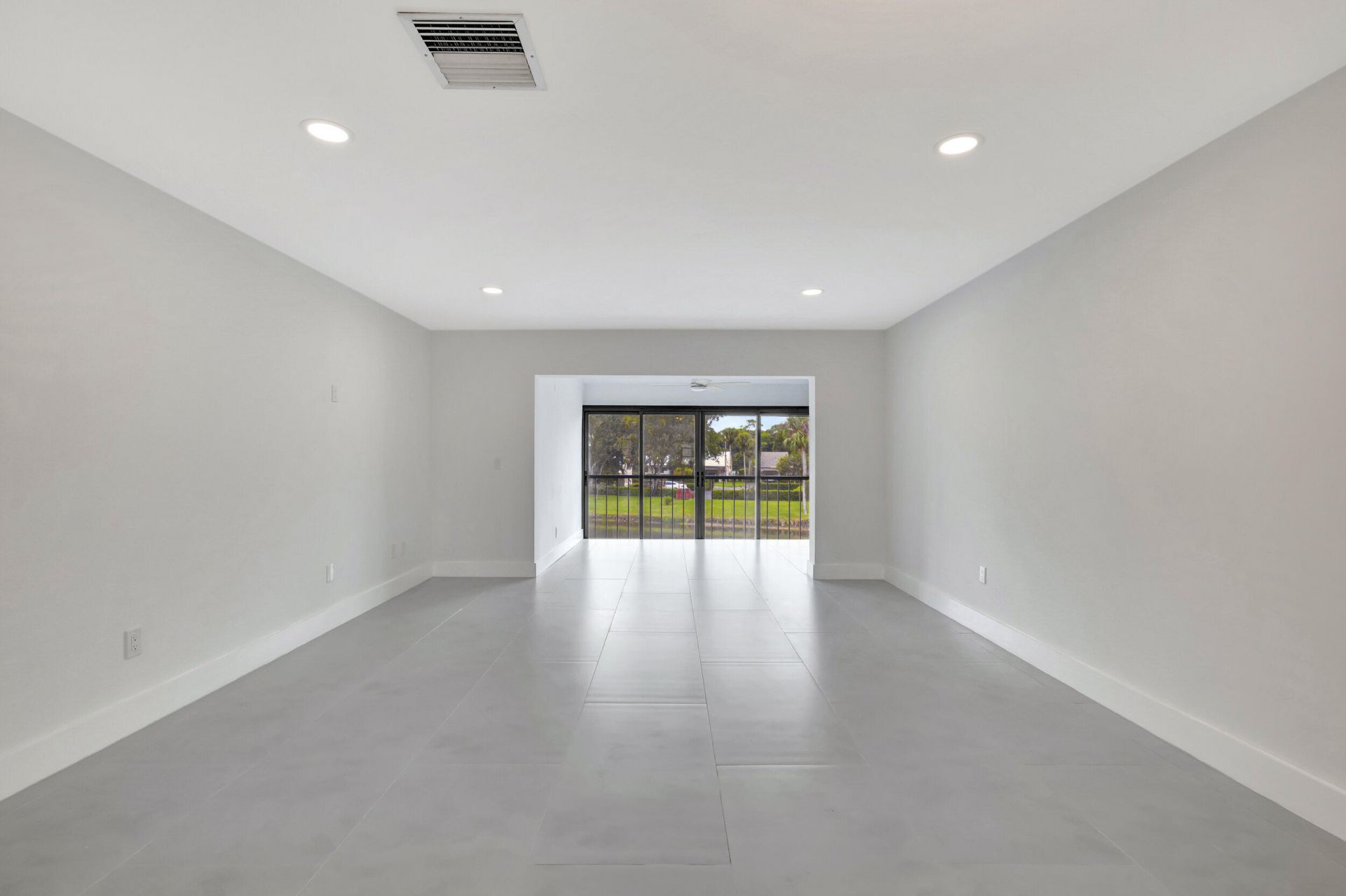 7898 Eastlake Drive, Unit 7d, Boca Raton, FL 33433 Photo