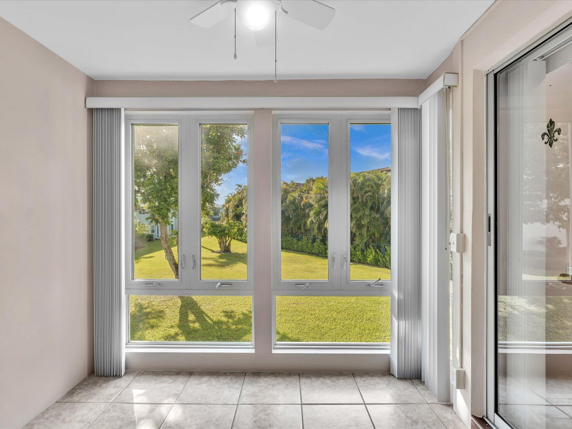 33 Colonial Club Drive, Unit 203, Boynton Beach, FL 33435 Photo