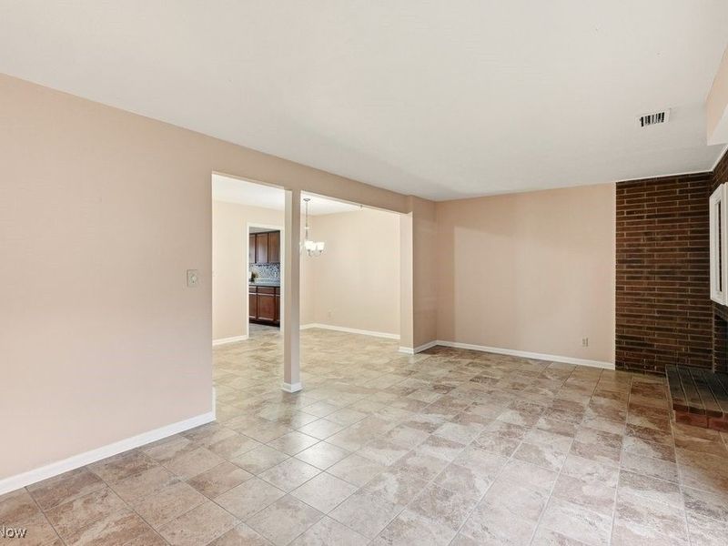 6290 Greenwood, Unit 302, Northfield, OH 44067 Photo 18