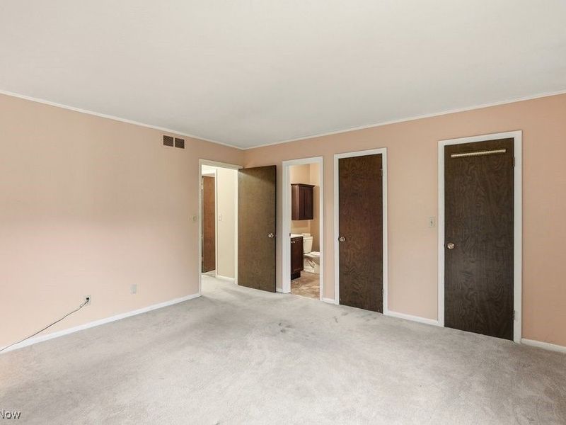 6290 Greenwood, Unit 302, Northfield, OH 44067 Photo 26