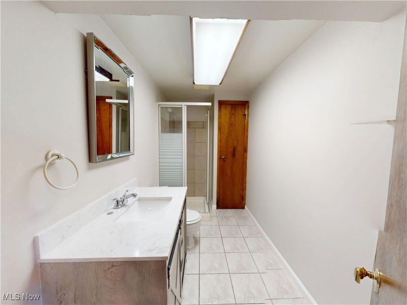 211 W Overlook Drive, Eastlake, OH 44095 Photo 18