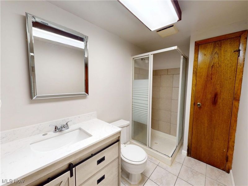 211 W Overlook Drive, Eastlake, OH 44095 Photo 19