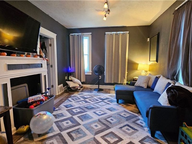 3628 Beyerle Road, Cleveland, OH 44105 Photo 3