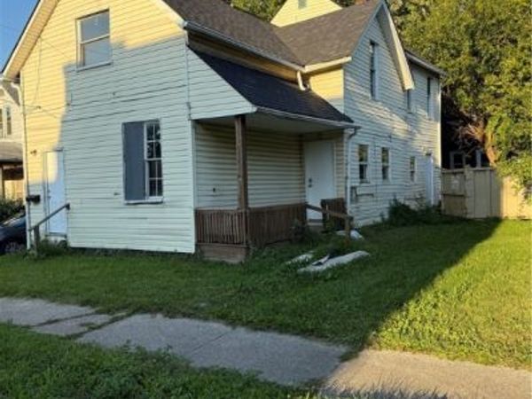 3297 W 61st Street, Cleveland, OH 44102