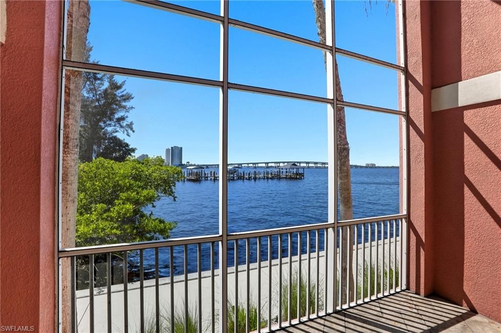 2743 1st St, Unit 110, Fort Myers, FL 33916 Photo