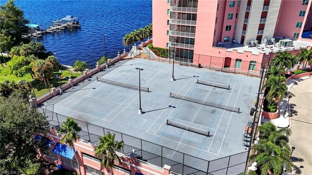 2743 1st St, Unit 110, Fort Myers, FL 33916 Photo