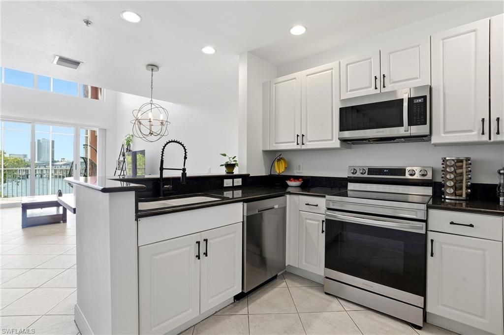 2743 1st St, Unit 110, Fort Myers, FL 33916 Photo