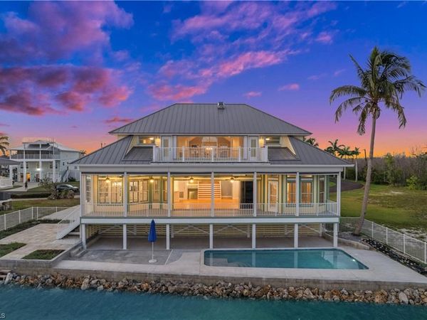 2272 Macadamia ST, ST. JAMES CITY, FL 33956