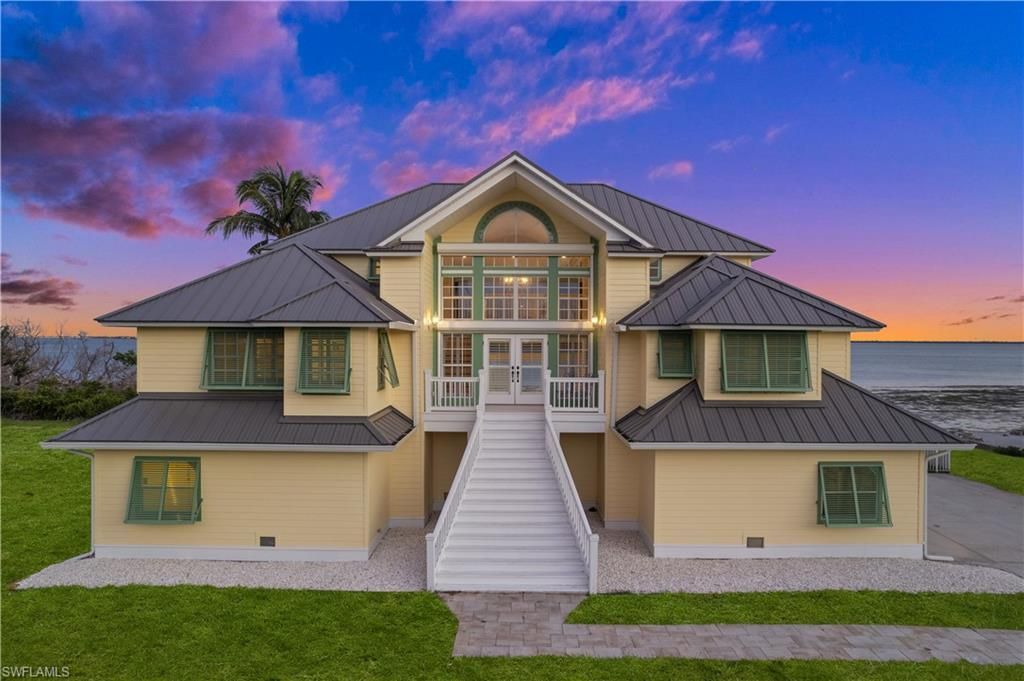 2272 Macadamia St, Saint James City, FL 33956 Photo