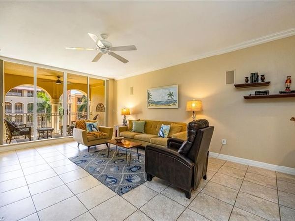 410 Bayfront PL, Unit 2407, NAPLES, FL 34102