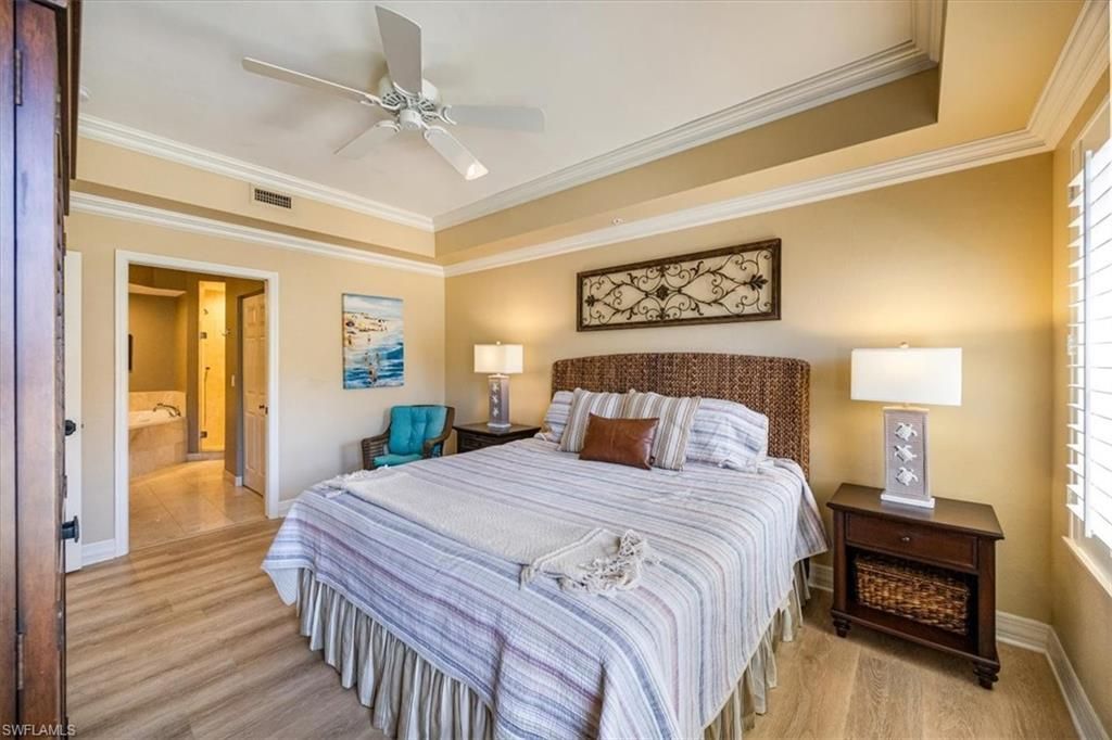 410 Bayfront Pl, Unit 2407, Naples, FL 34102 Photo