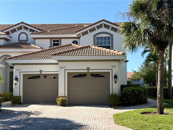 6817 Sterling Greens DR, Unit 8102, NAPLES, FL 34104