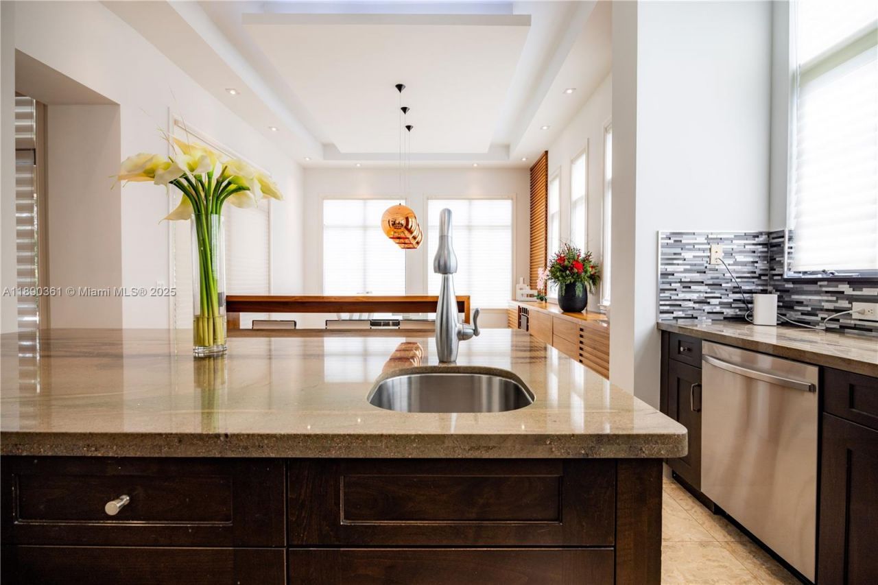 7120 Long Leaf Dr, Parkland, FL 33076 Photo