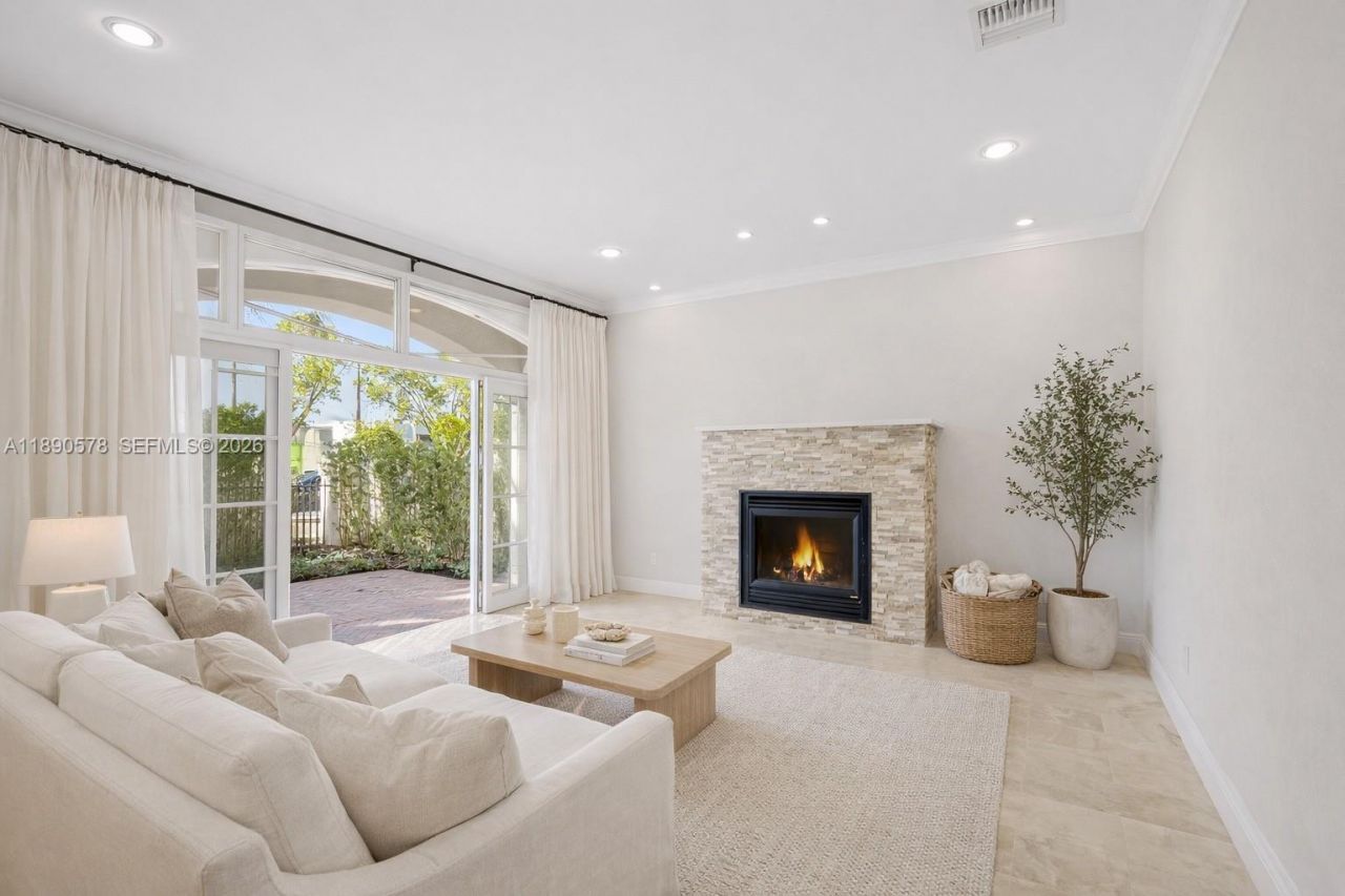 821 SE 2nd Ct, Fort Lauderdale, FL 33301 Photo