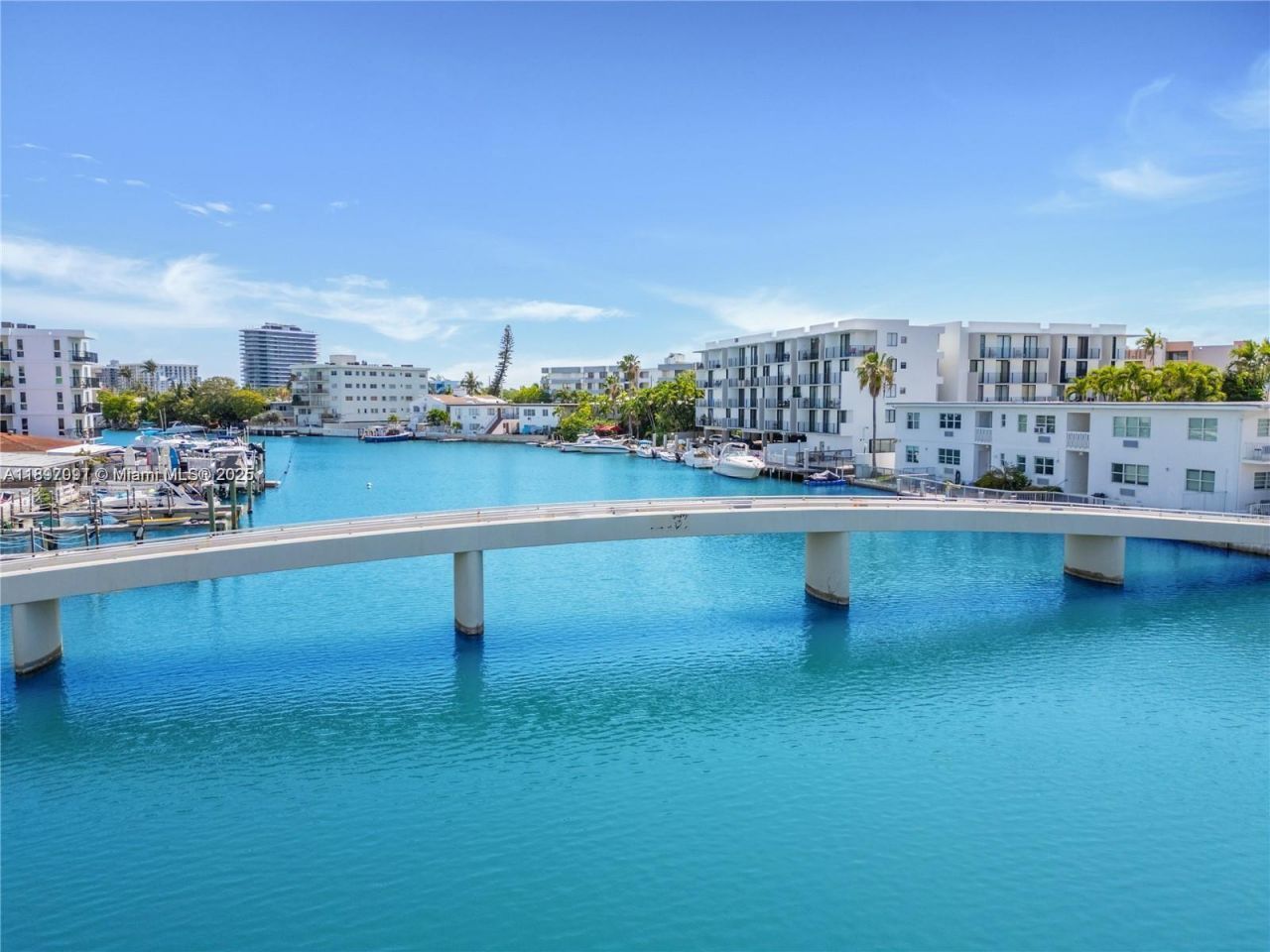 8040 Tatum Waterway Dr, Unit 3, Miami Beach, FL 33141 Photo