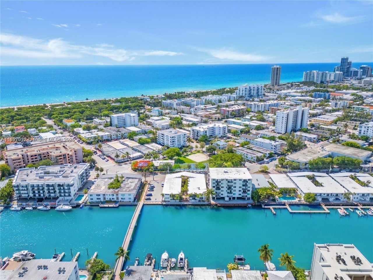 8040 Tatum Waterway Dr, Unit 7, Miami Beach, FL 33141 Photo