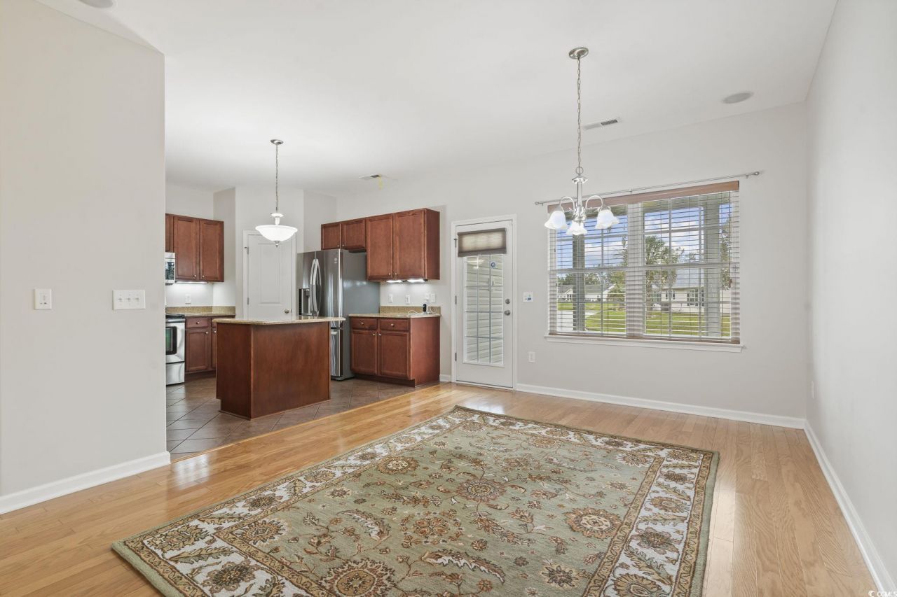 335 Oak Crest Circle Photo 16