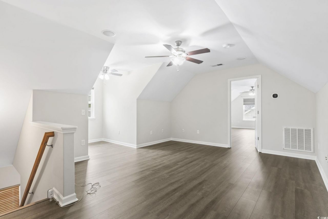 335 Oak Crest Circle Photo 32