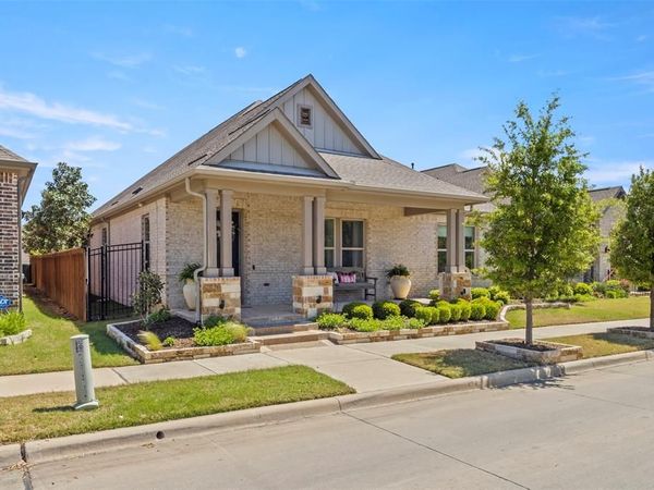 4825 Beaver Creek Drive, Arlington, TX 76005