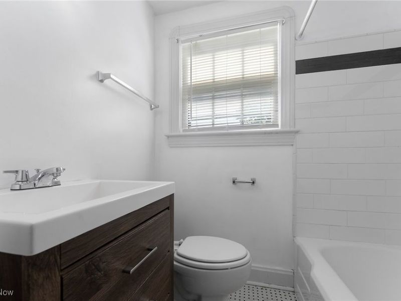 4038 Sunset Boulevard, Youngstown, OH 44512 Photo 27