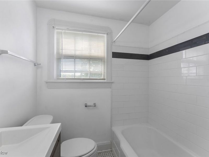 4038 Sunset Boulevard, Youngstown, OH 44512 Photo 28