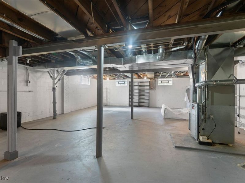 4038 Sunset Boulevard, Youngstown, OH 44512 Photo 29